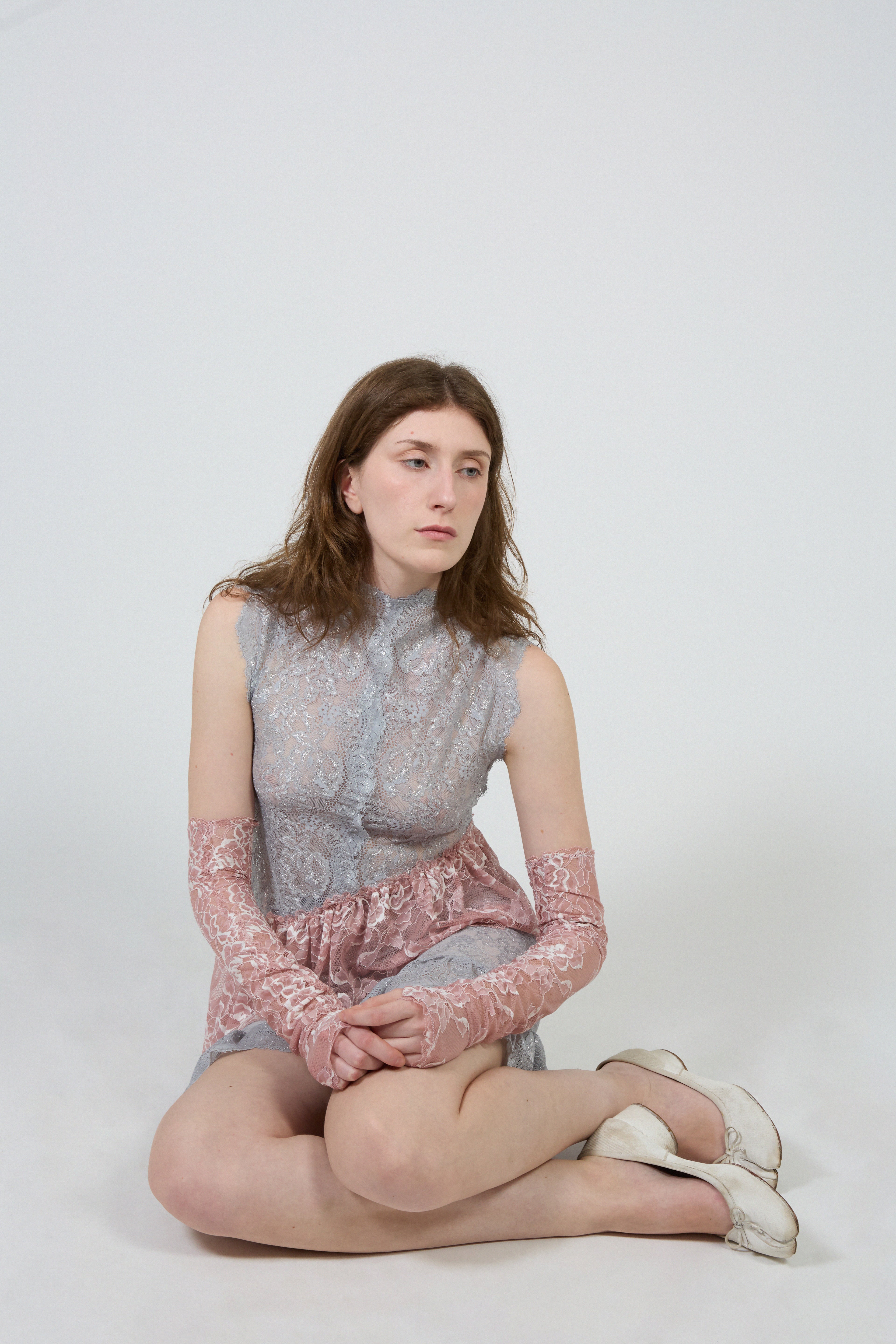 Alice – Asymmetrical Bi-Color Lace Top